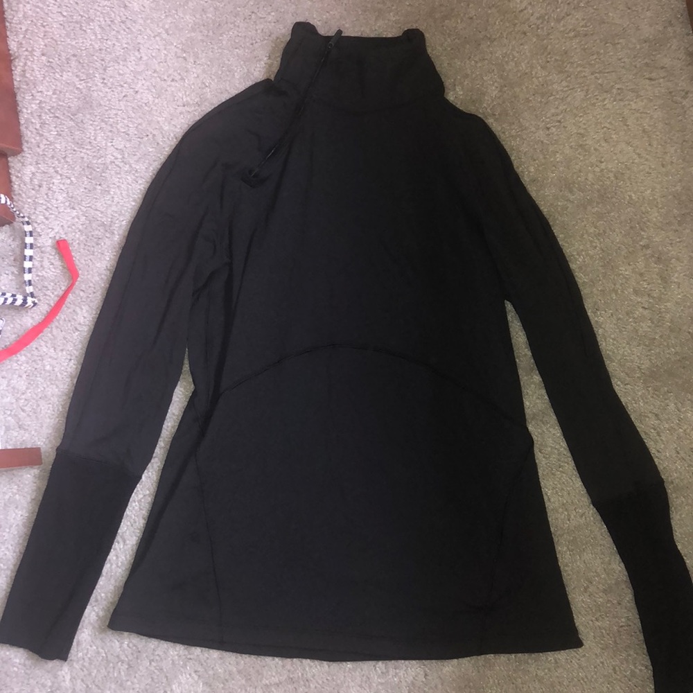 Lululemon black quarter zip size 8